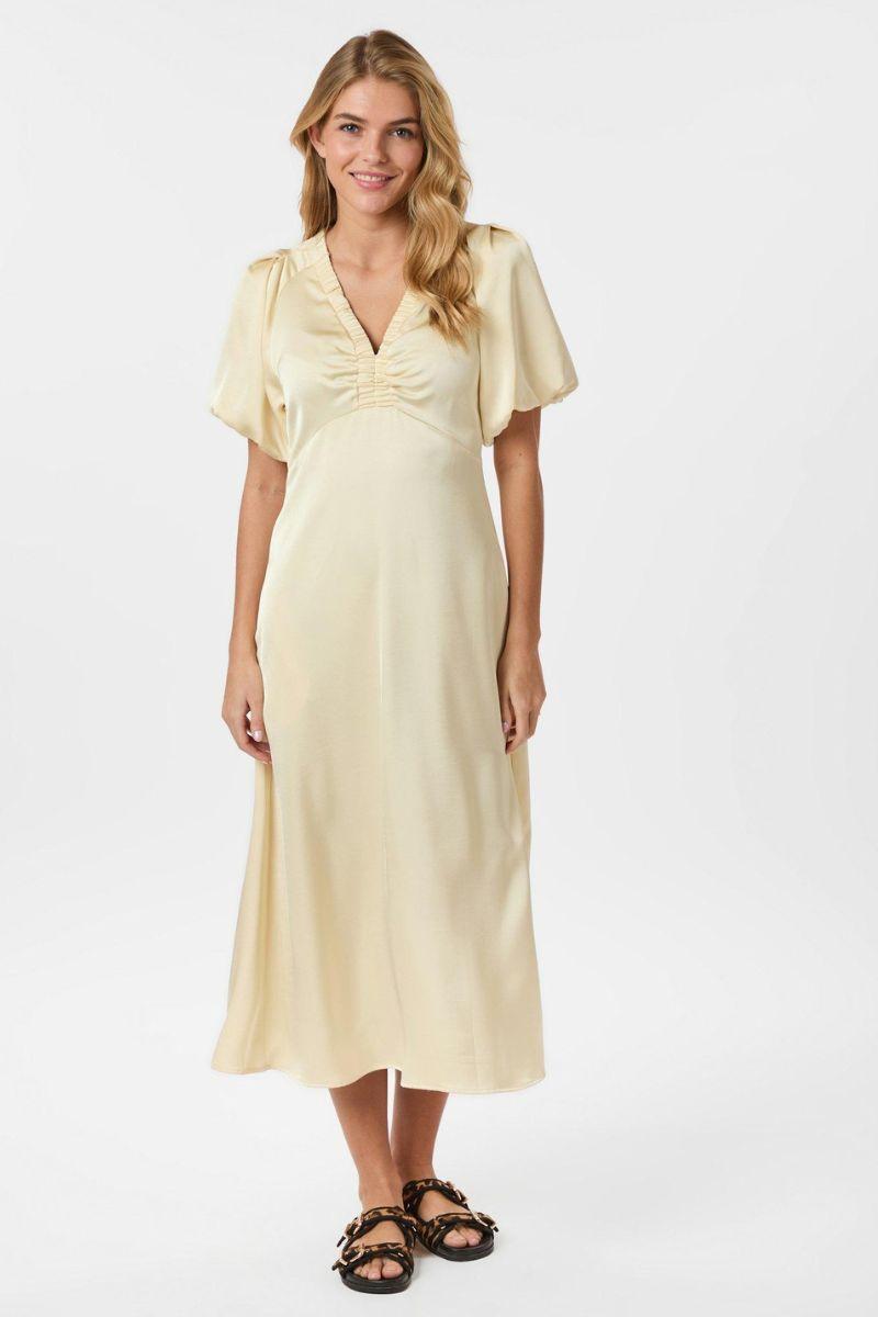 Illana Heavy Sateen Dress | Light Yellow | Kjole fra Neo Noir