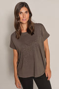 Lari O-Ss Stud Tee | Asphalt