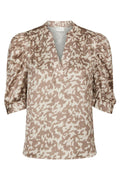Roella Graphic Fade Bluse | Dunkler Sand