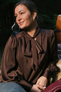 Jaz Bow Bluse | Braun