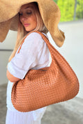Sally Tasche | Kamel